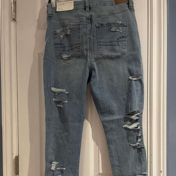 🛑SOLD🛑 American Eagle ripped denim cropped - Picture 3 of 6
